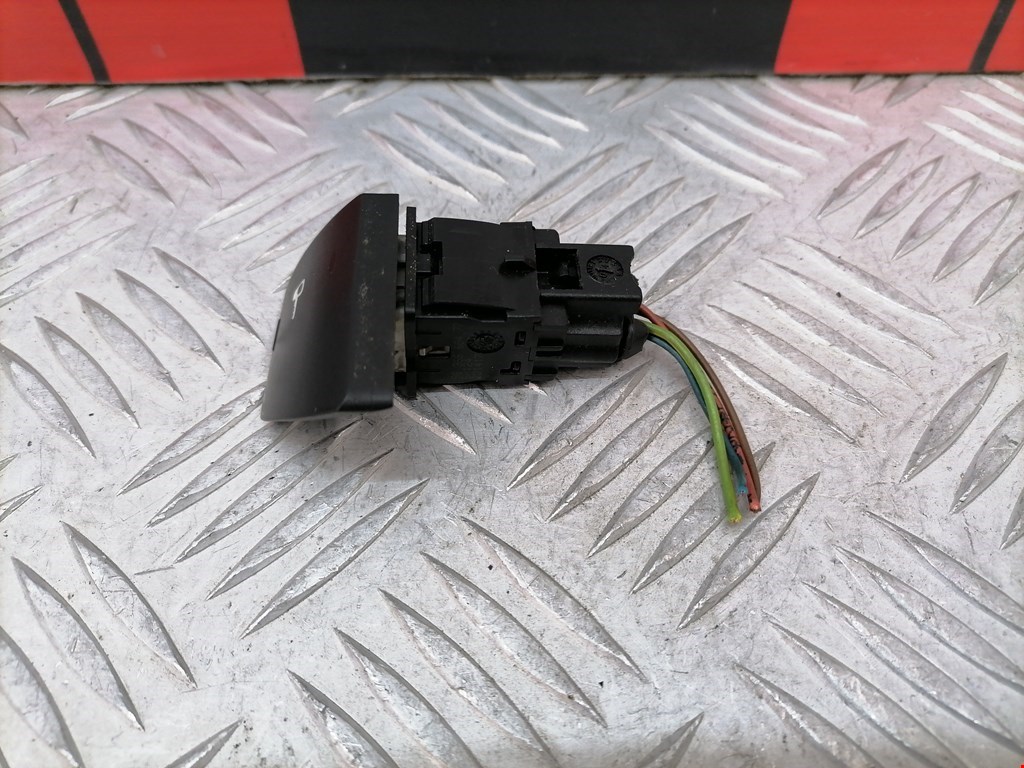 Кнопка центрального замка PEUGEOT 307 2001-2008