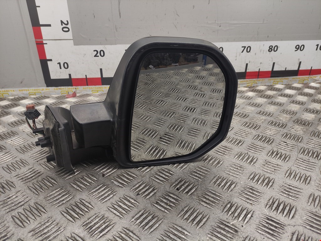 Зеркало правое PEUGEOT Partner 2008-2018