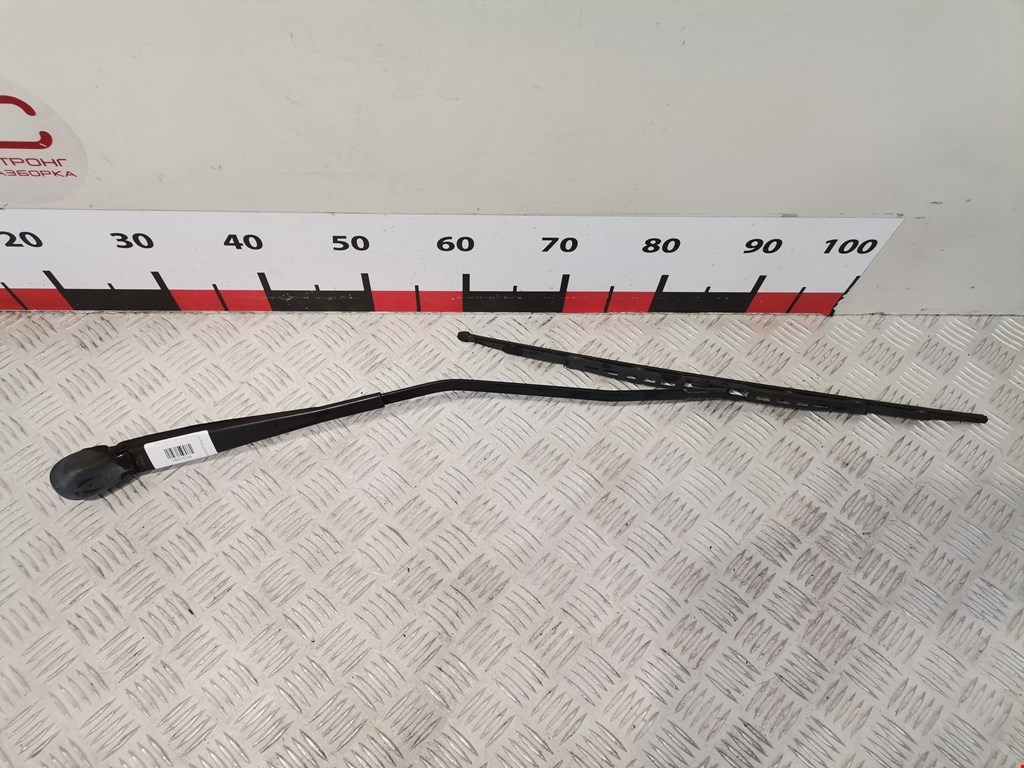 Поводок дворника задний (заднего) RENAULT Safrane 1992-2000