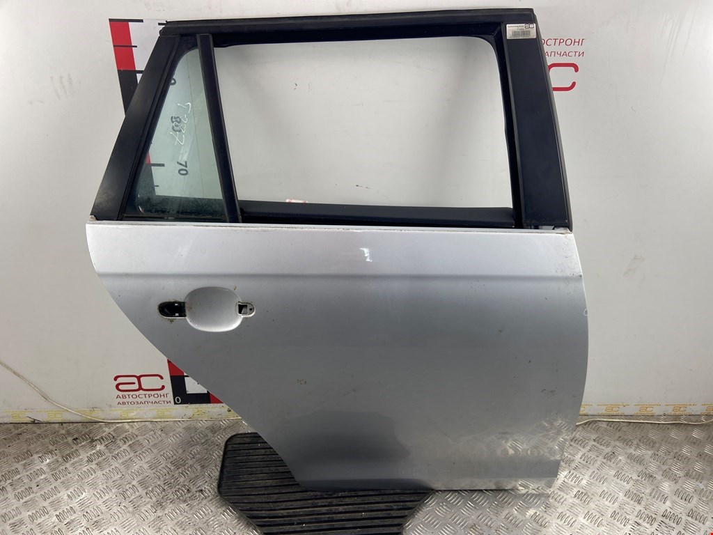 Дверь задняя правая VOLKSWAGEN Golf V 2003-2009