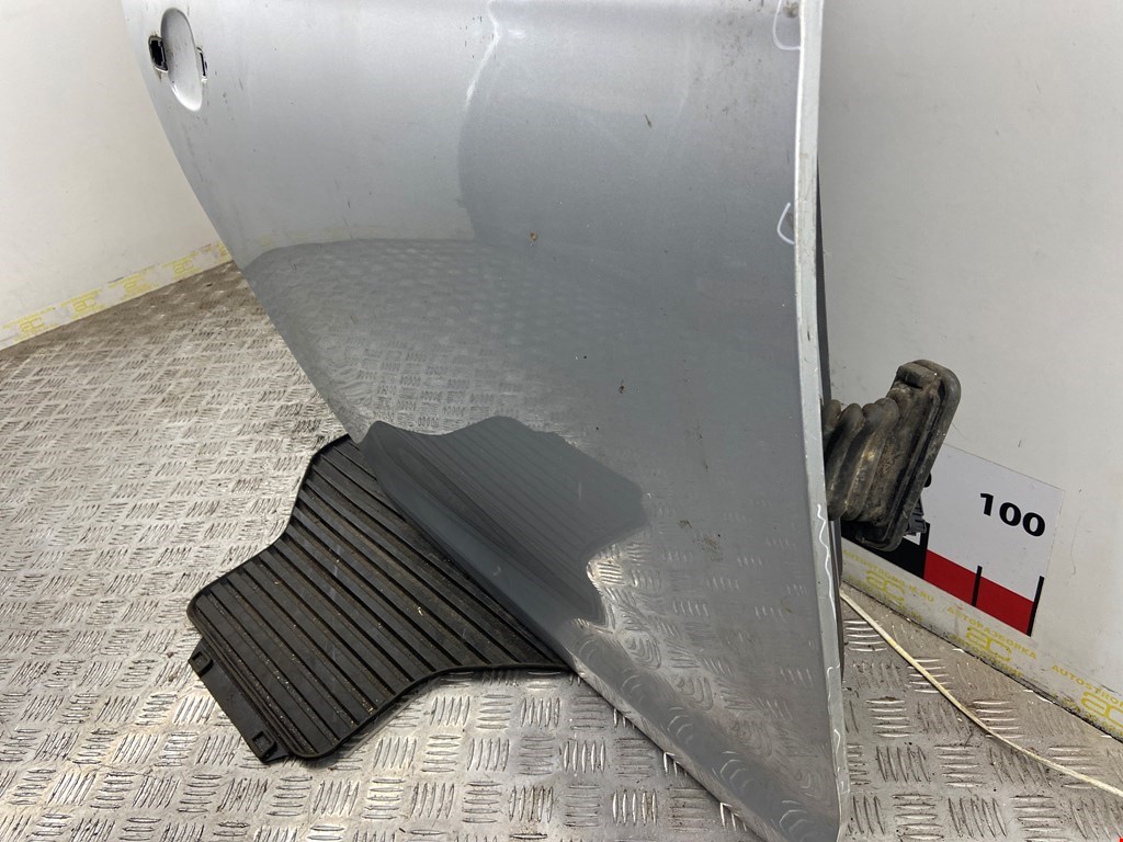 Дверь задняя правая VOLKSWAGEN Golf V 2003-2009