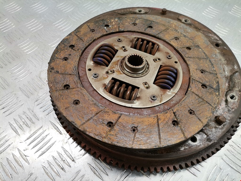 Маховик (демпфер сцепления) PEUGEOT 605 1989-1999
