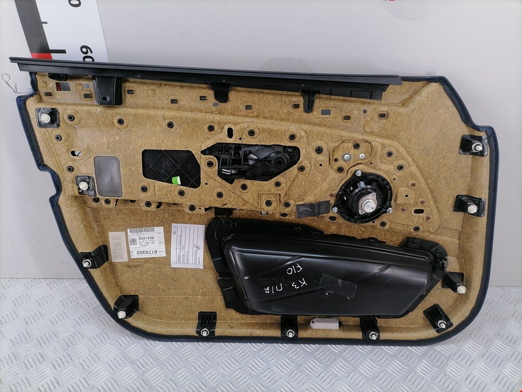 Обшивка двери передняя правая BMW 5er 5 серия F10/F11/F07 2009-2017