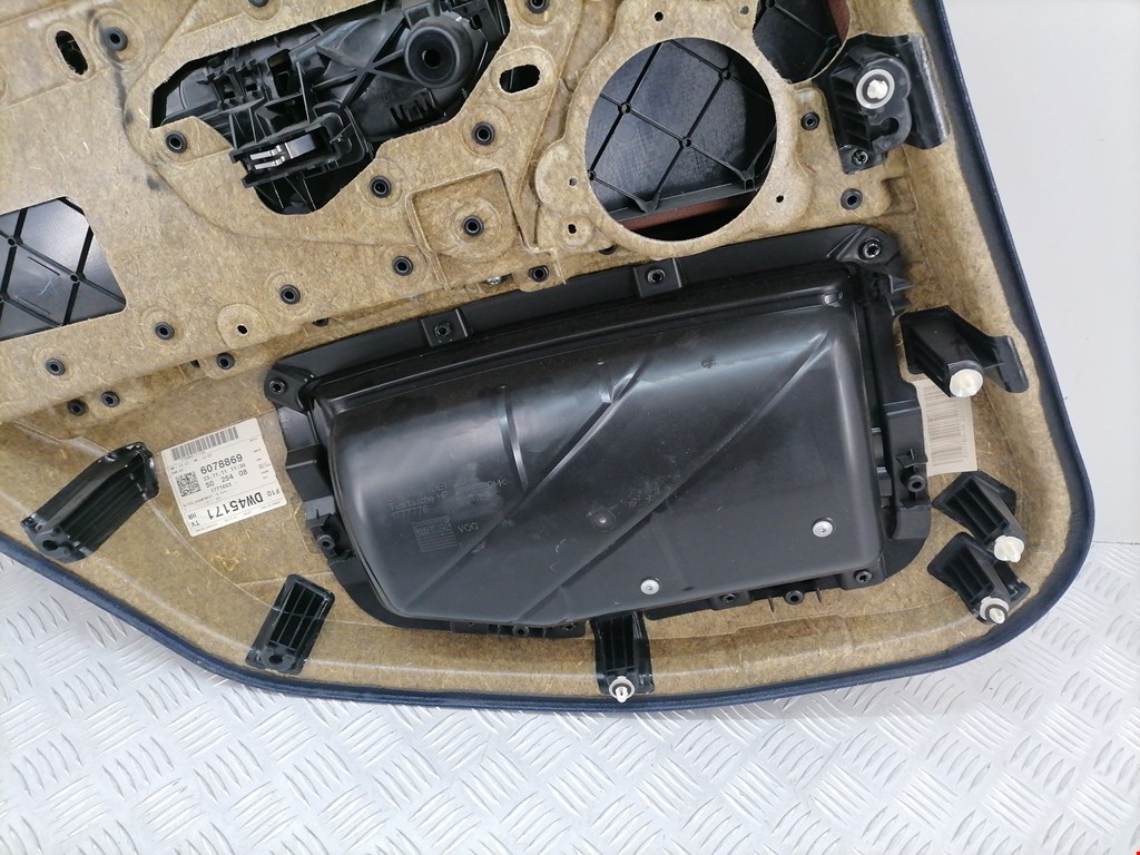 Обшивка двери задняя правая BMW 5er 5 серия F10/F11/F07 2009-2017