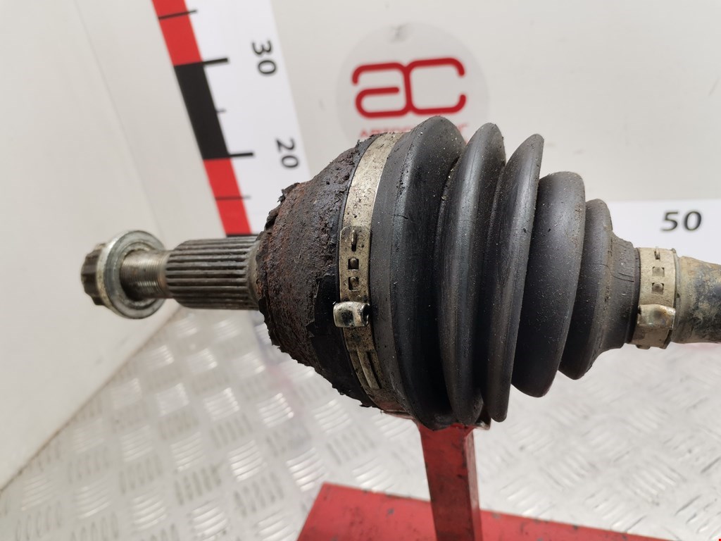 Полуось (привод, приводной вал) передняя левая PORSCHE Cayenne 955/957 2002-2010