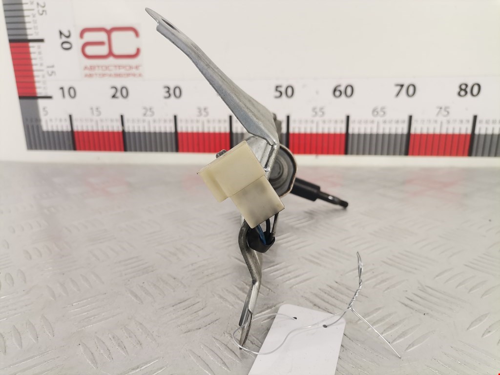 Моторчик стеклоочистителя задний RENAULT Laguna 1993-2000