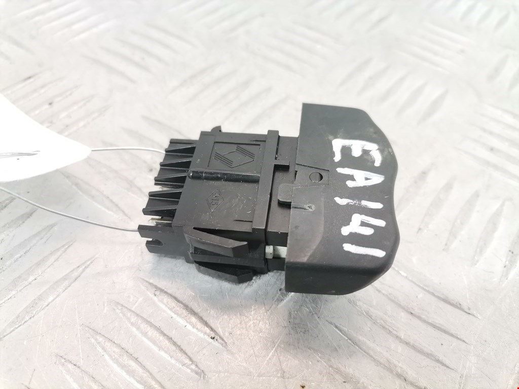 Кнопка центрального замка RENAULT Megane I 1996-2002