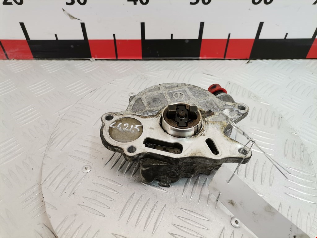 Насос вакуумный Skoda Octavia 1Z (2004-2013)