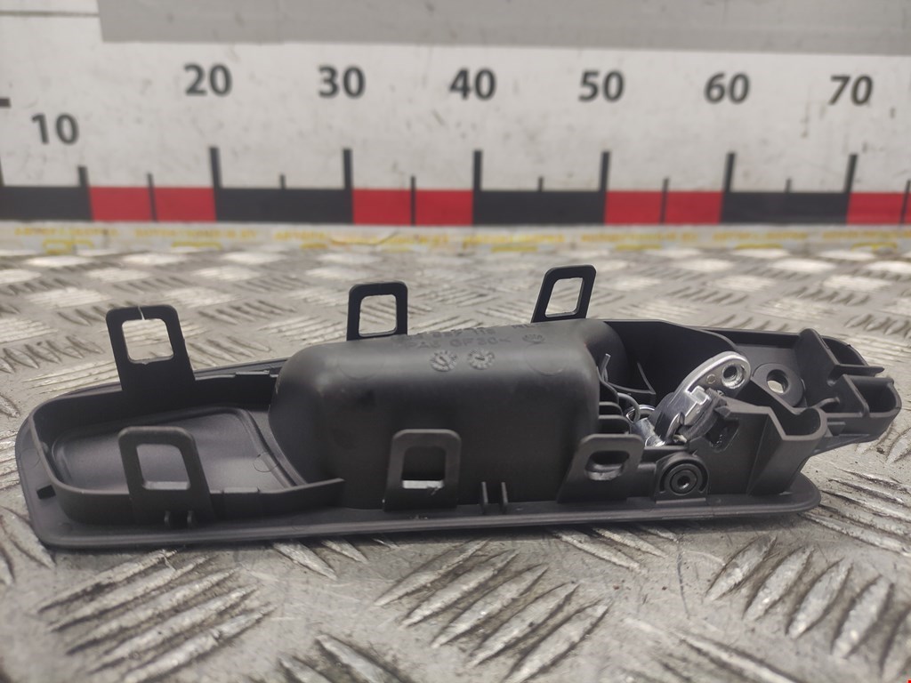 Ручка дверная передняя внутренняя левая VOLKSWAGEN Passat B6 2005-2011