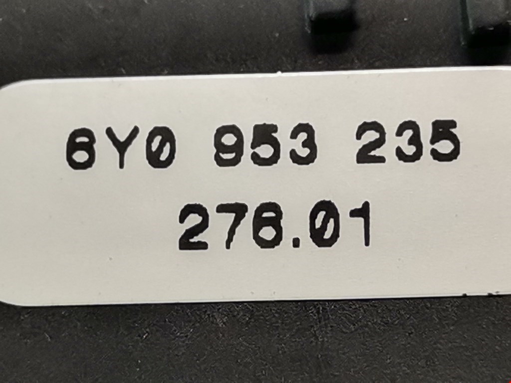 Кнопка аварийной сигнализации (аварийки) SKODA Fabia MK1 1999-2006