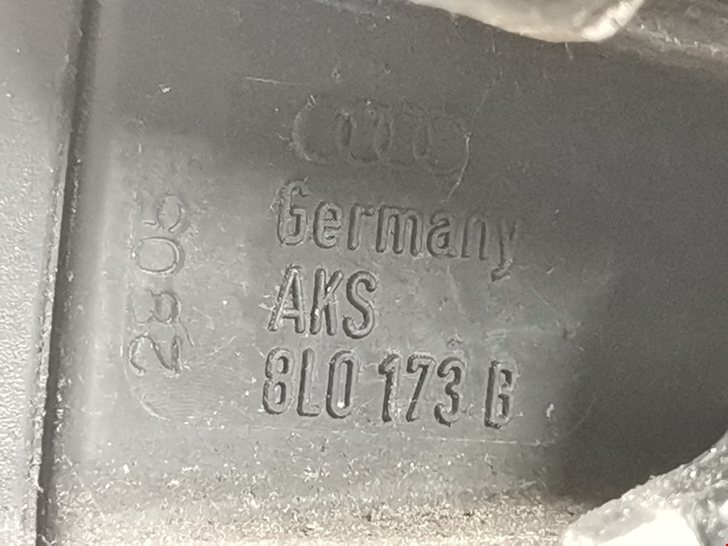 Замок двери передней правой AUDI A3 8L 1996-2003