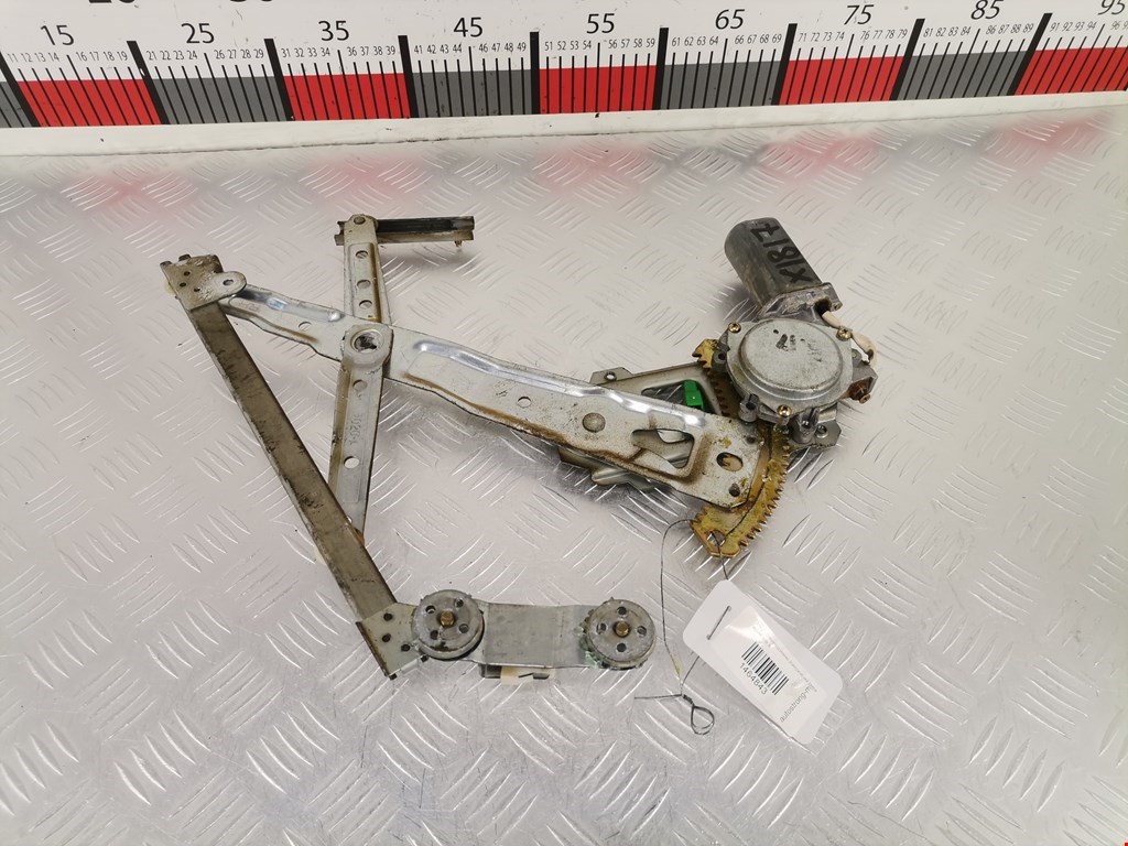 Стеклоподъемник задний правый SUBARU Legacy 1994-1999