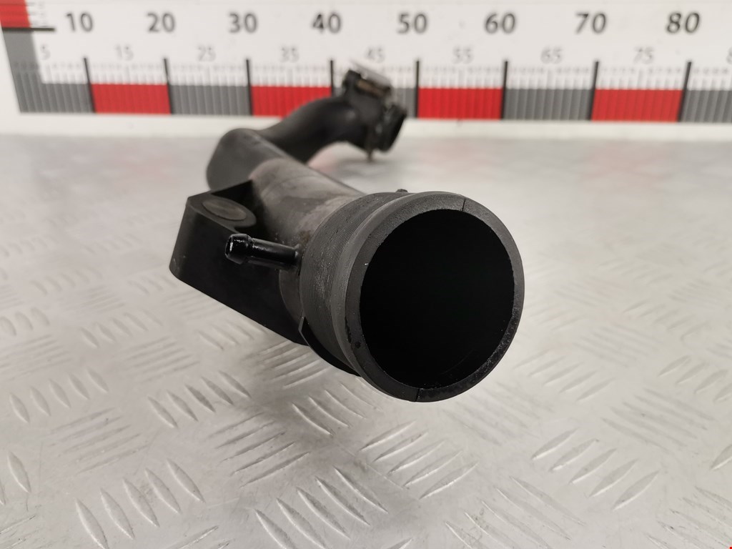 Патрубок интеркулера RENAULT Espace 1997-2003