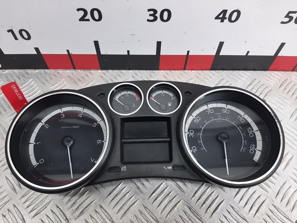 Панель приборов (щиток) PEUGEOT 308 2007-2015