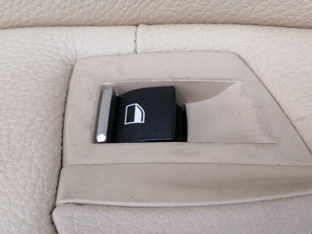 Обшивка двери задняя левая BMW 5er 5 серия F10/F11/F07 2009-2017