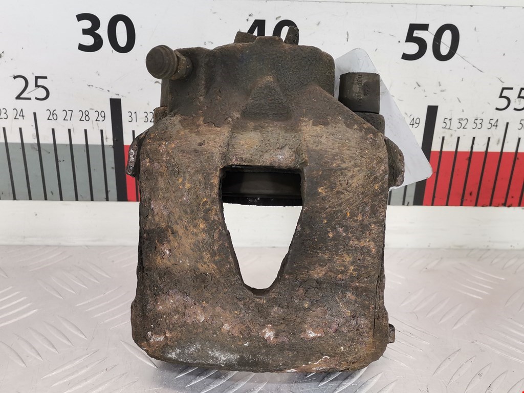 Суппорт передний правый VOLKSWAGEN Polo IV 2001-2009