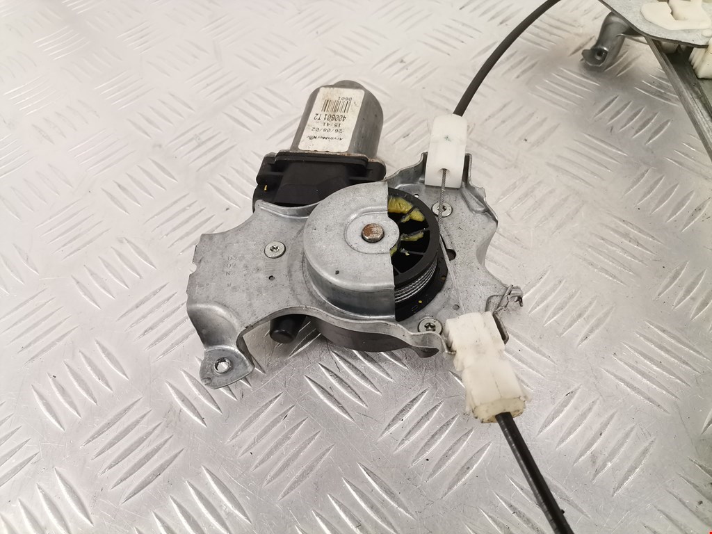 Стеклоподъемник задний левый NISSAN Primera P12 2002-2008