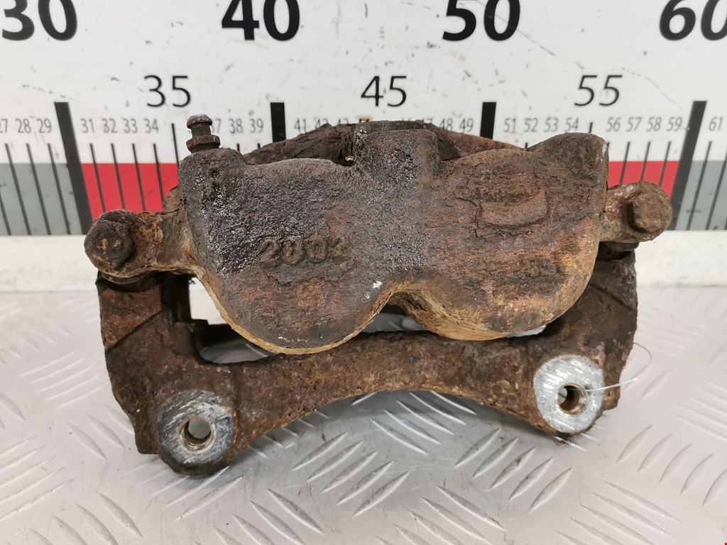 Суппорт передний правый FORD Explorer 1995-2001