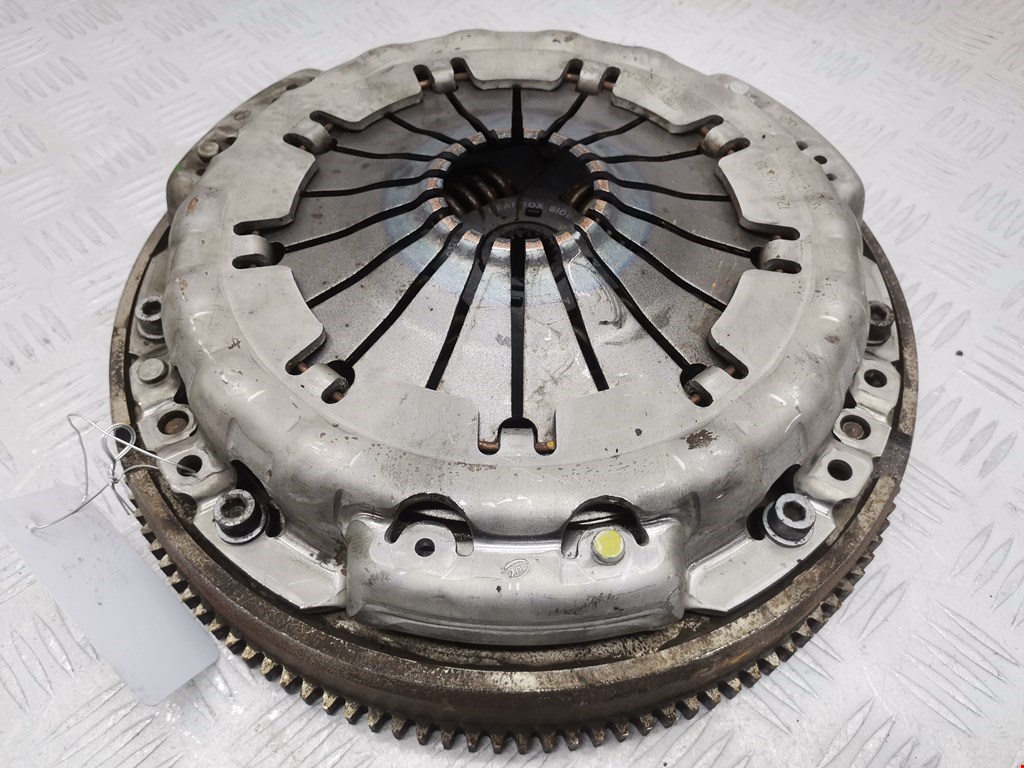 Маховик (демпфер сцепления) RENAULT Trafic II 2001-2014