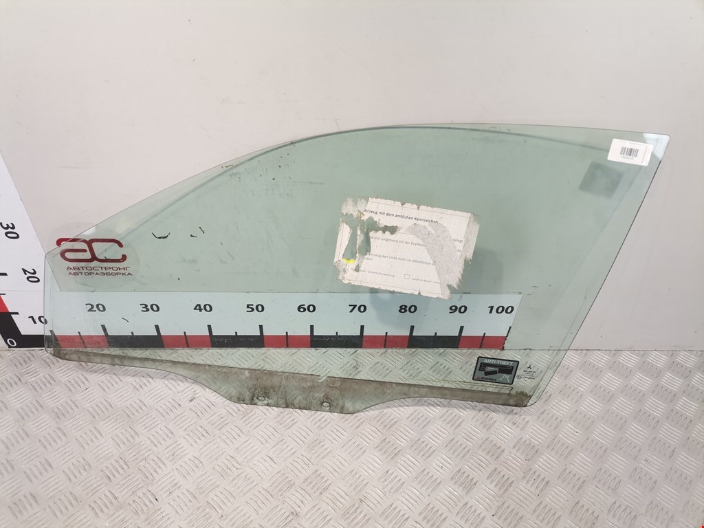 Стекло двери переднее левое MITSUBISHI Space Star 1999-2006