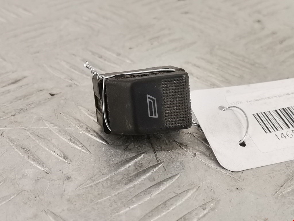 Кнопка стеклоподъемника AUDI A4 B5 1995-2001