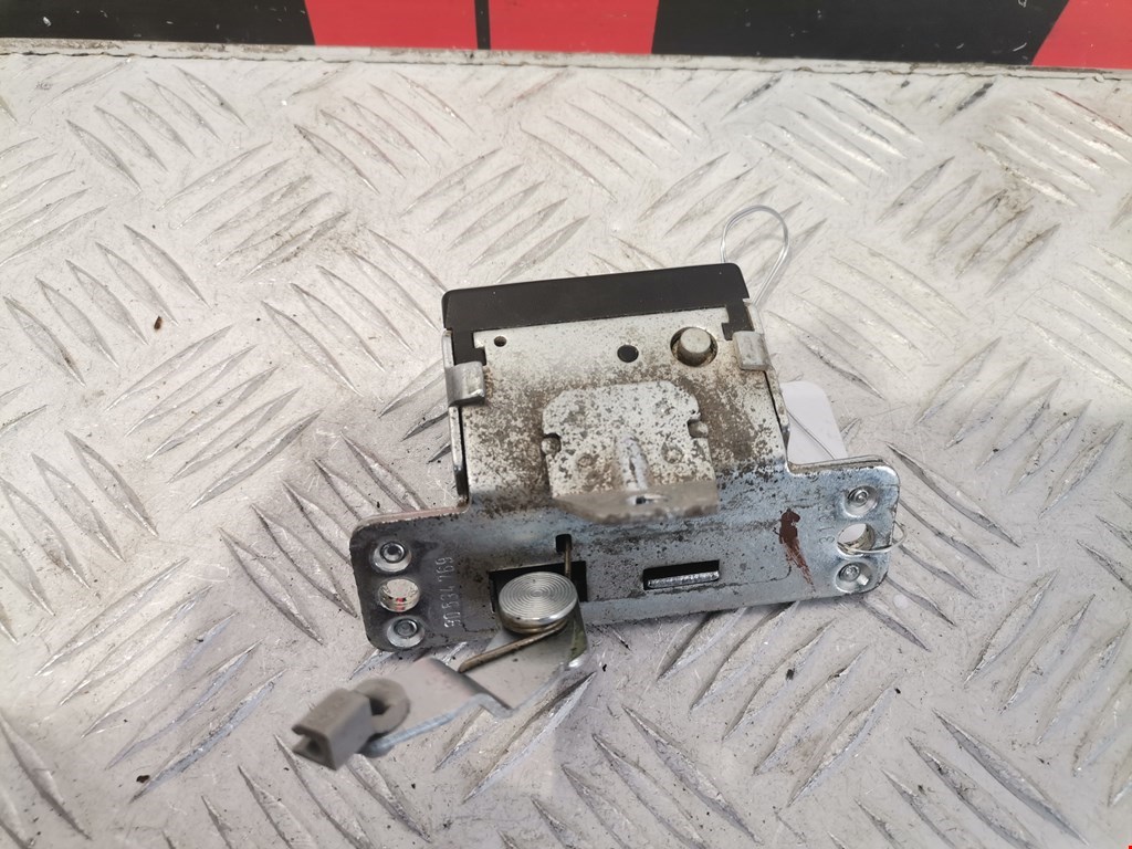 Замок багажника (крышки двери) OPEL Corsa C 2000-2006