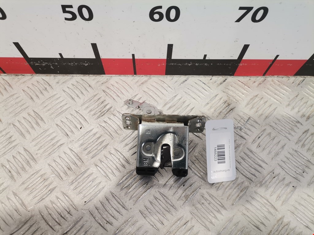 Замок багажника (крышки двери) OPEL Corsa C 2000-2006