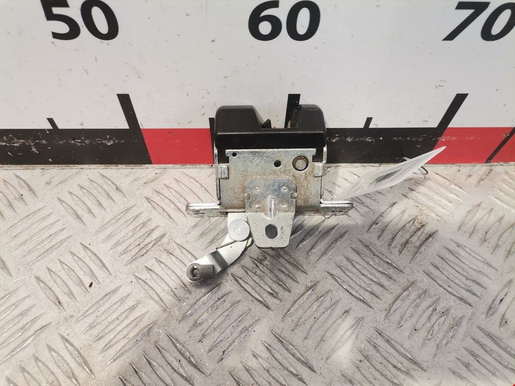 Замок багажника (крышки двери) OPEL Corsa C 2000-2006