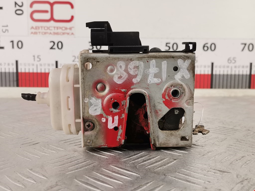 Замок двери передней правой AUDI A3 8L 1996-2003