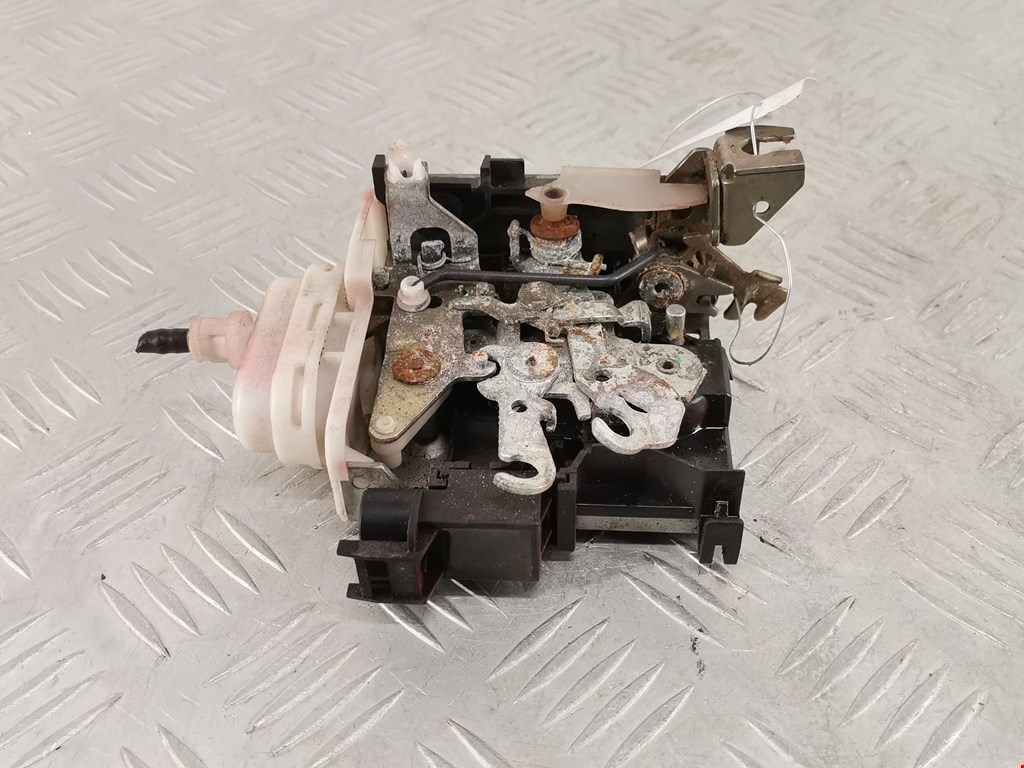 Замок двери передней правой AUDI A3 8L 1996-2003