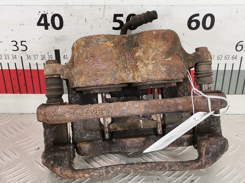 Суппорт передний левый FORD Explorer 1995-2001