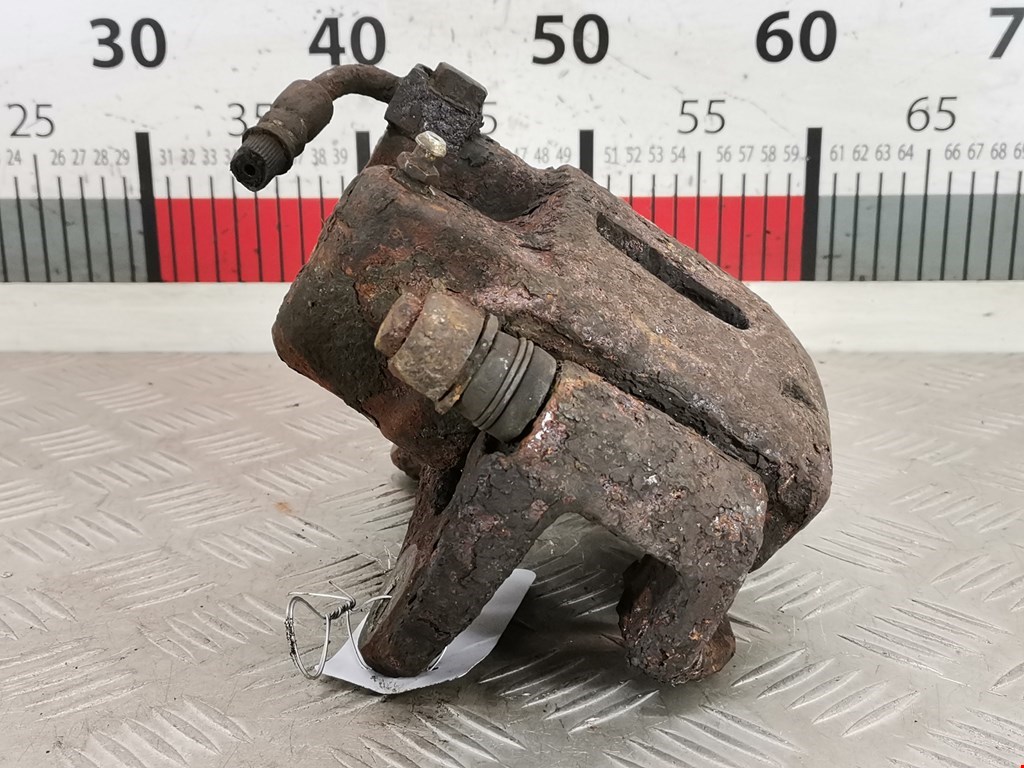 Суппорт передний левый FORD Explorer 1995-2001