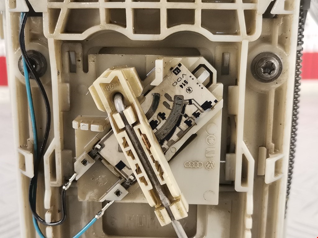 Насос топливный (электрический) SKODA Fabia MK1 1999-2006