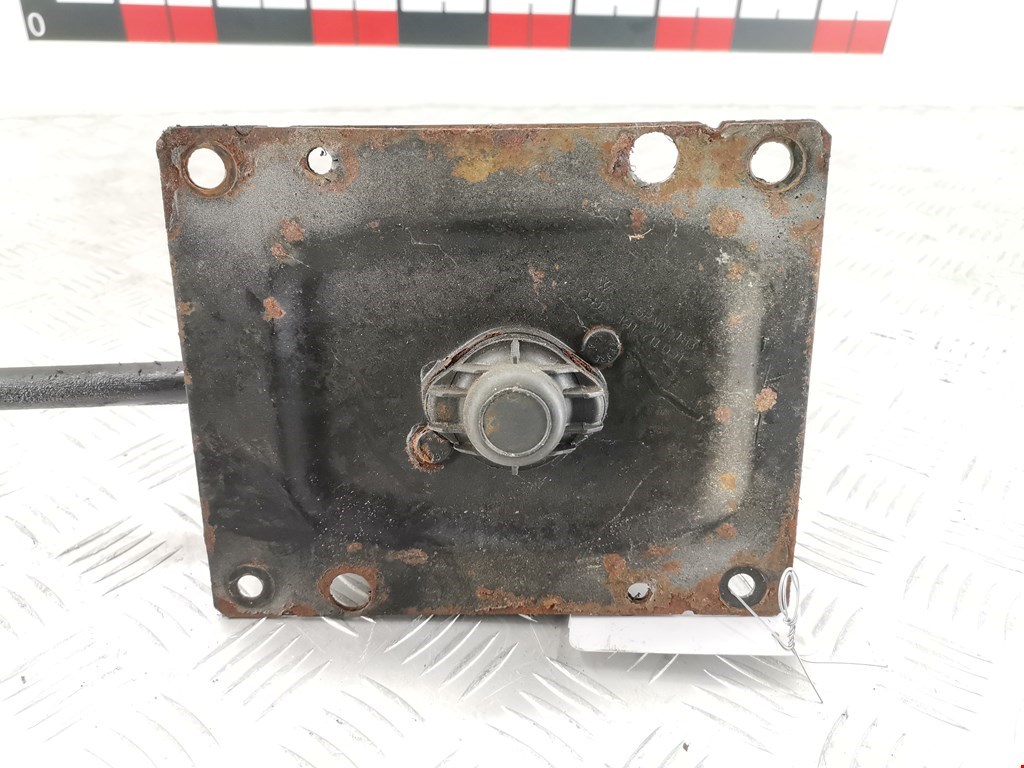 Кулиса (селектор) АКПП/МКПП в салоне SEAT Toledo 1991-1999