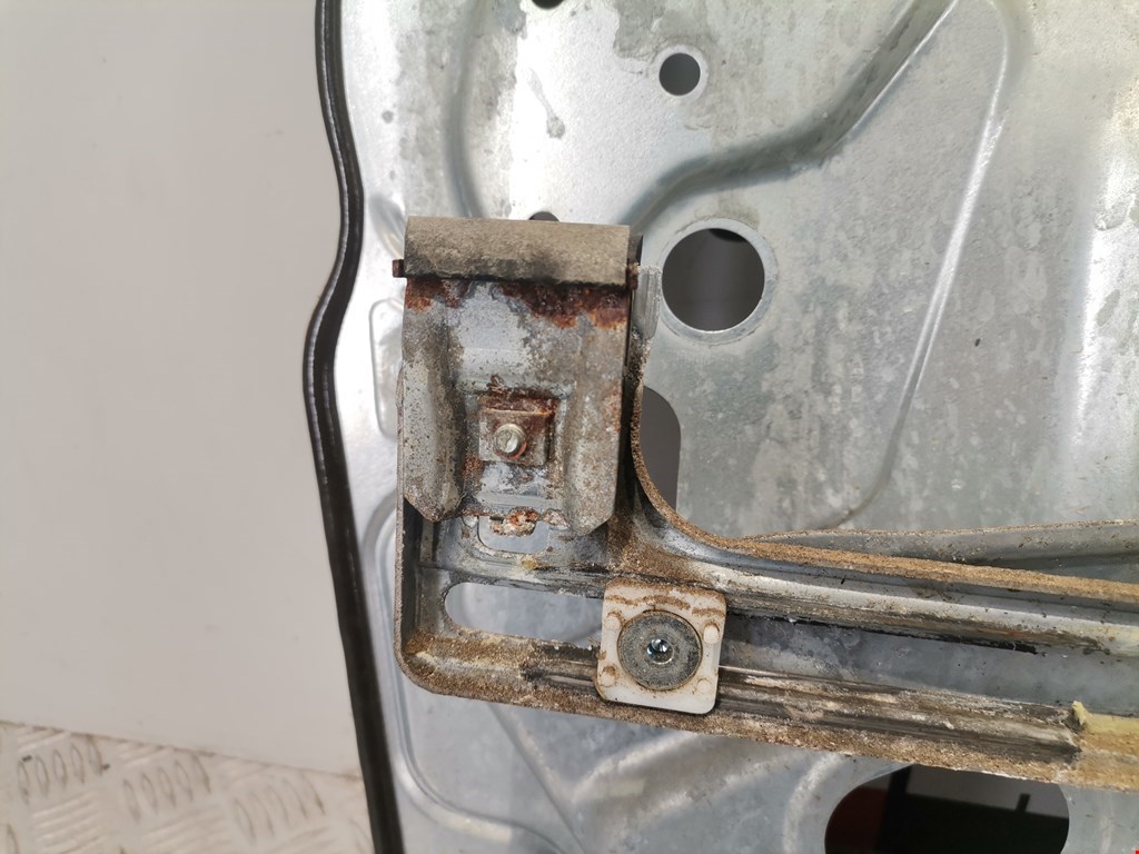 Стеклоподъемник передний правый FORD Focus II 2005-2011