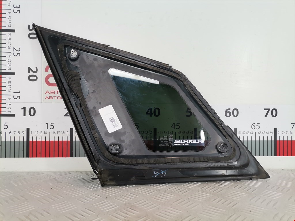 Стекло кузовное глухое правое CADILLAC SRX 2009-2016