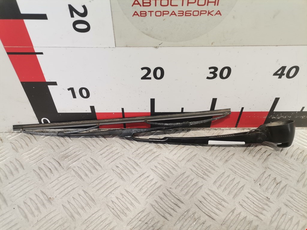 Поводок дворника задний (заднего) AUDI A4 B5 1995-2001