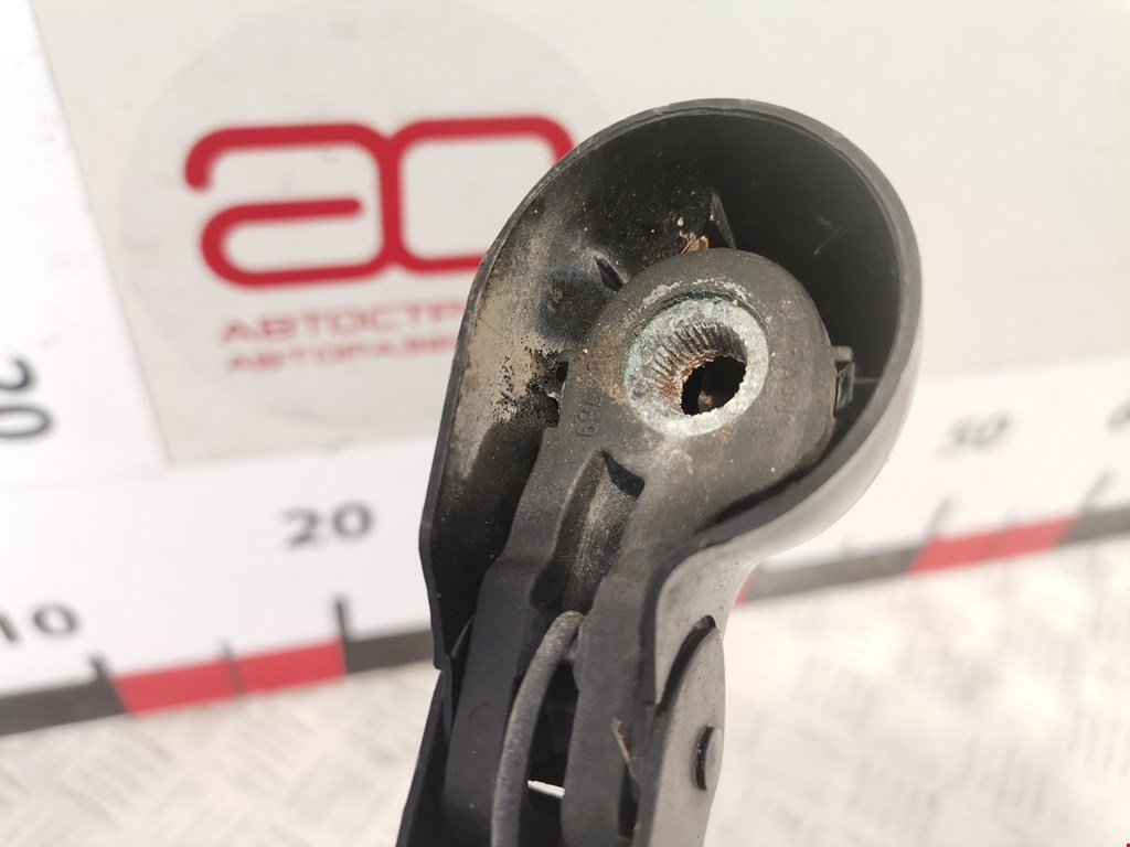 Поводок дворника задний (заднего) AUDI A4 B5 1995-2001