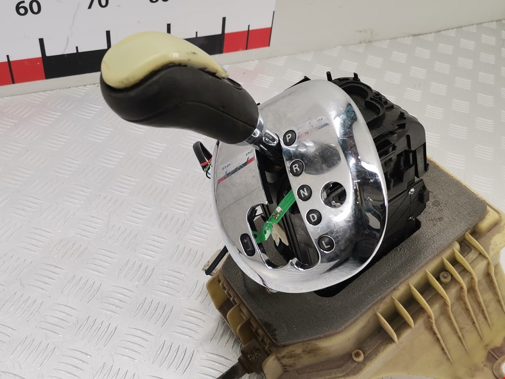 Кулиса (селектор) АКПП/МКПП в салоне FIAT Punto II (188) 1999-2007