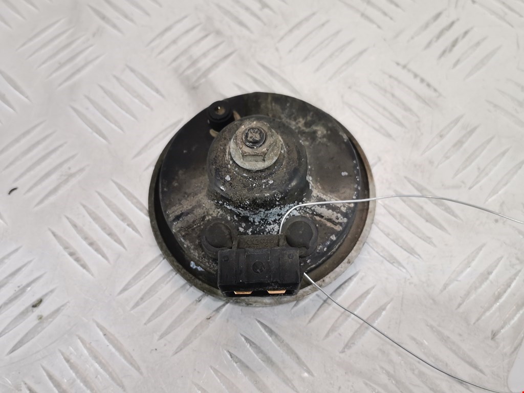 Сигнал звуковой (гудок клаксон) AUDI A4 B5 1995-2001