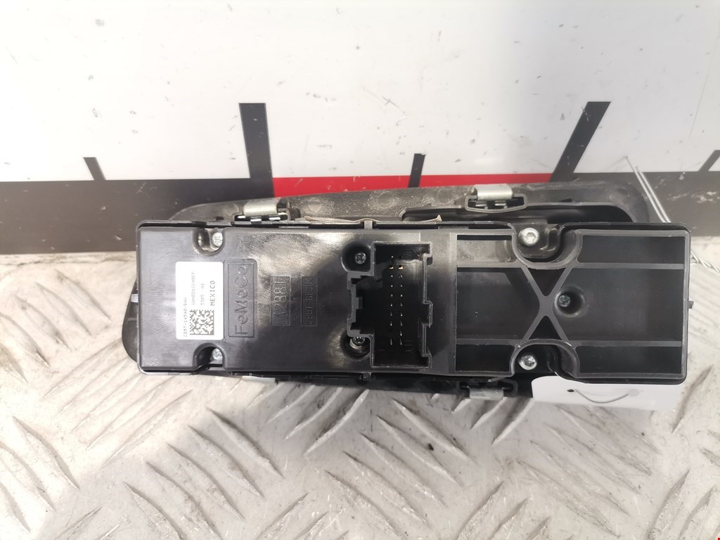 Блок управления стеклоподъемниками FORD Explorer 2011-2019