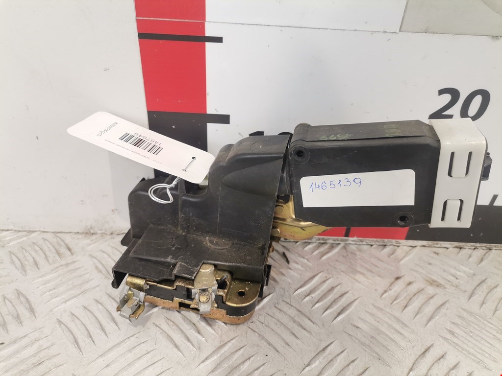 Замок двери передней правой MITSUBISHI Space Star 1999-2006