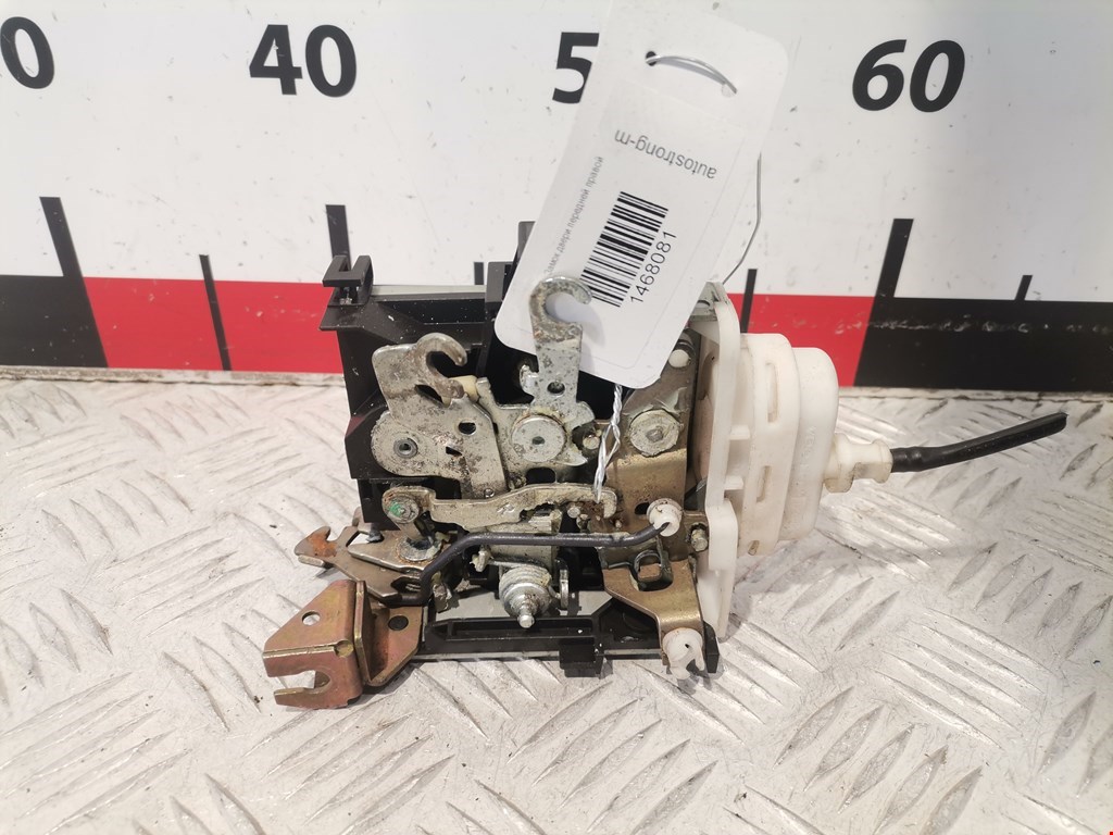 Замок двери передней правой AUDI A3 8L 1996-2003