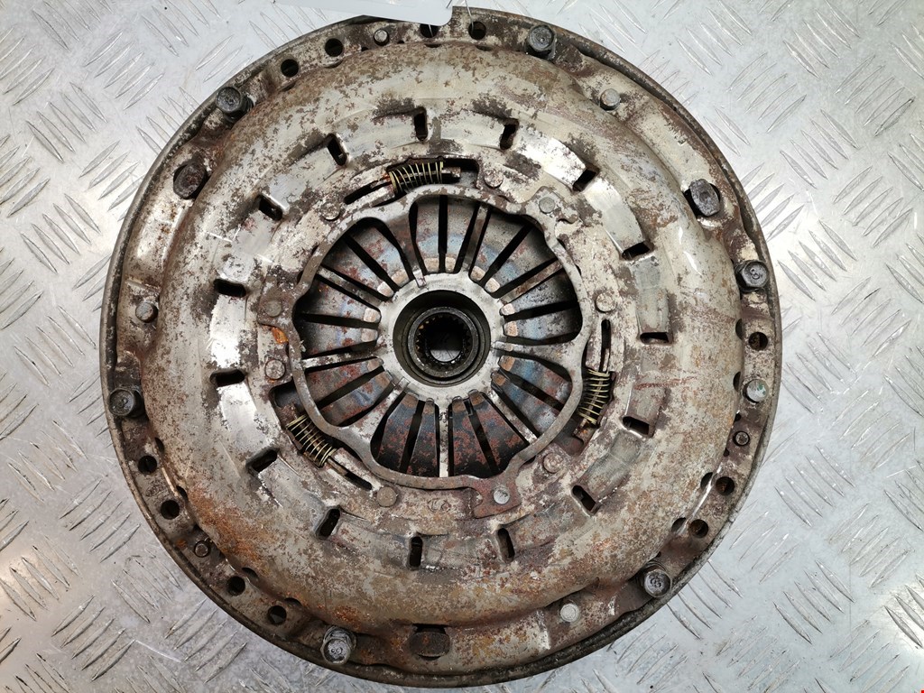 Маховик (демпфер сцепления) KIA Sorento 2002-2009