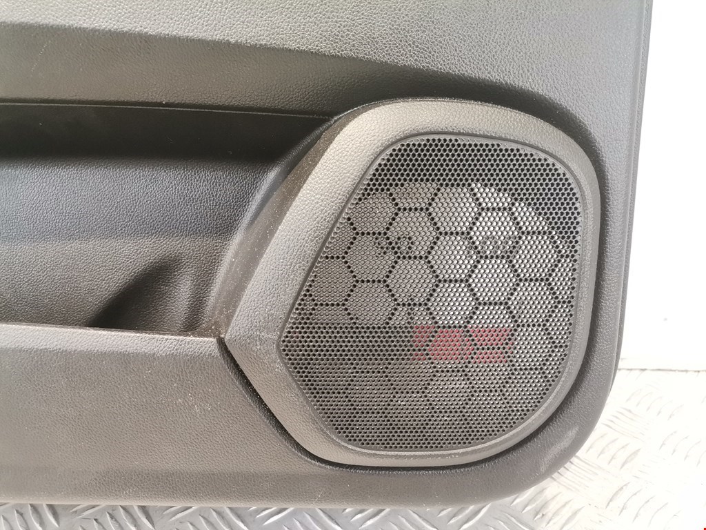 Обшивка двери передняя левая CADILLAC SRX 2009-2016