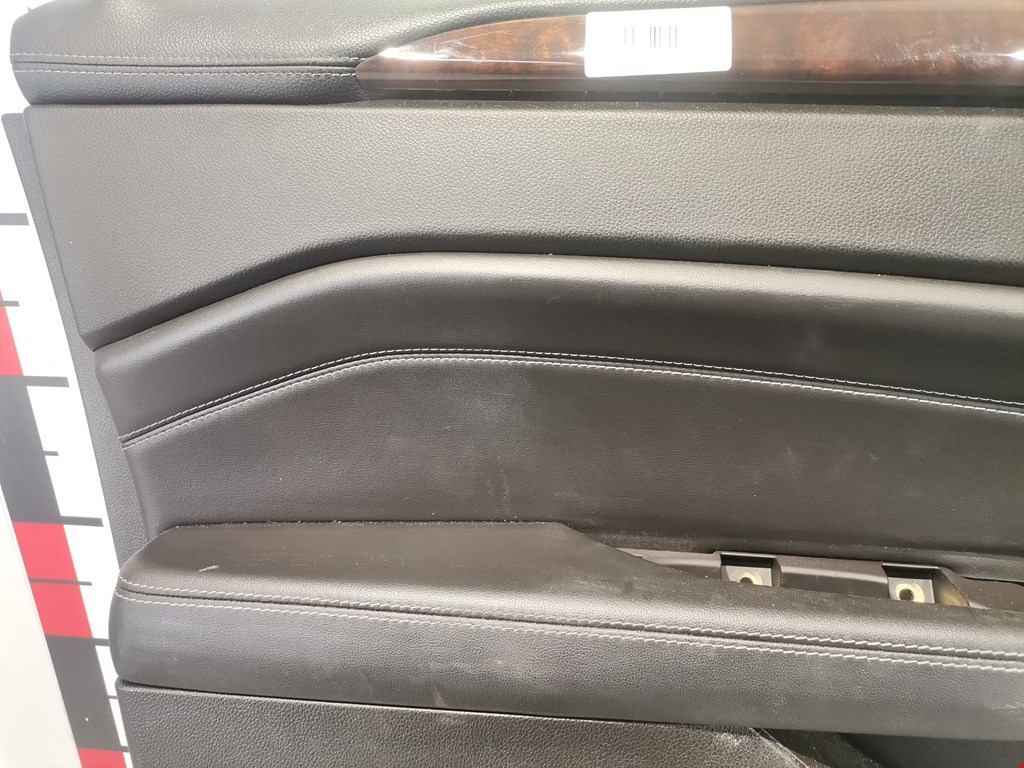 Обшивка двери передняя левая CADILLAC SRX 2009-2016