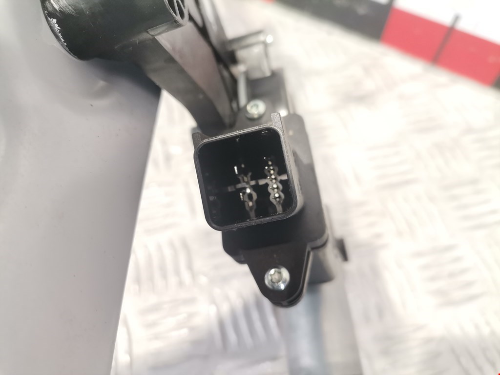 Стеклоподъемник передний левый CHEVROLET Equinox 2017-н.в.