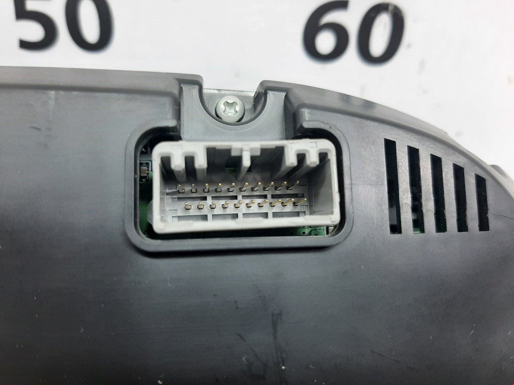 Панель приборов (щиток) HONDA FR-V 2004-2009