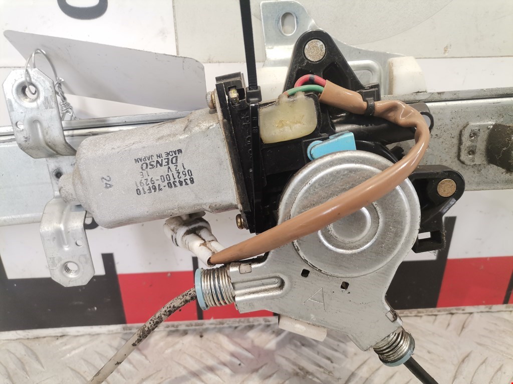 Стеклоподъемник задний правый SUZUKI Liana 2001-2008