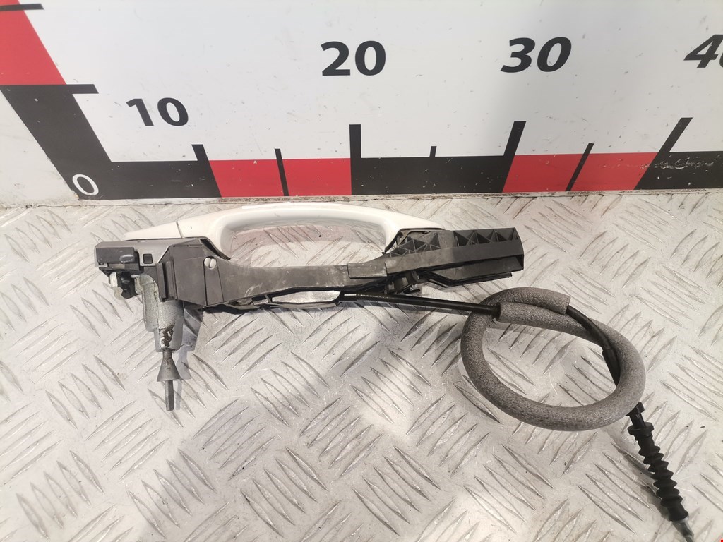 Ручка двери передней наружная левая VOLKSWAGEN Tiguan 2007-2016